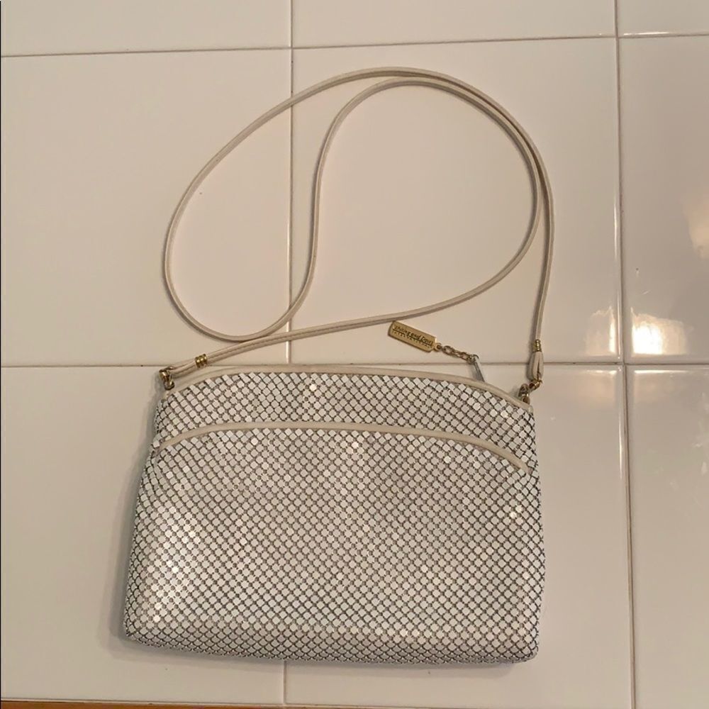 Vtg Whiting &‎ Davis white mesh crossbody purse